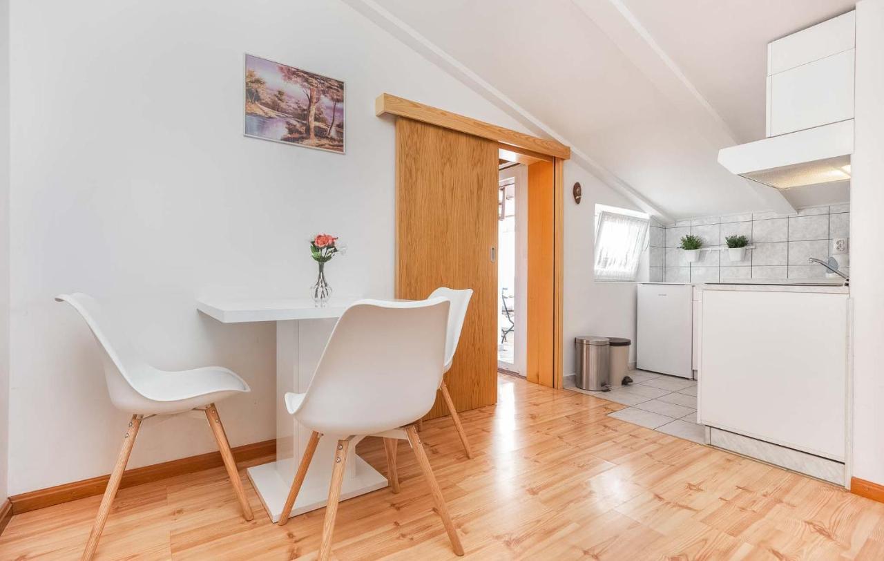 Zlata Apartment Пореч Екстериор снимка
