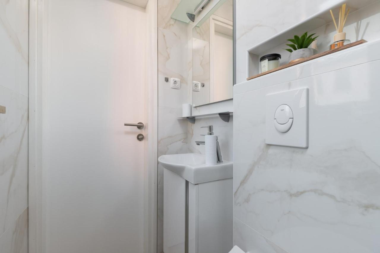 Zlata Apartment Пореч Екстериор снимка