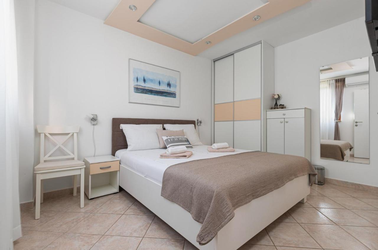Zlata Apartment Пореч Екстериор снимка